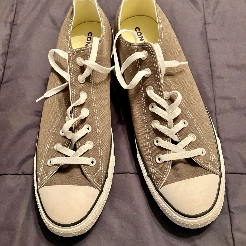 Men’s converse size 13